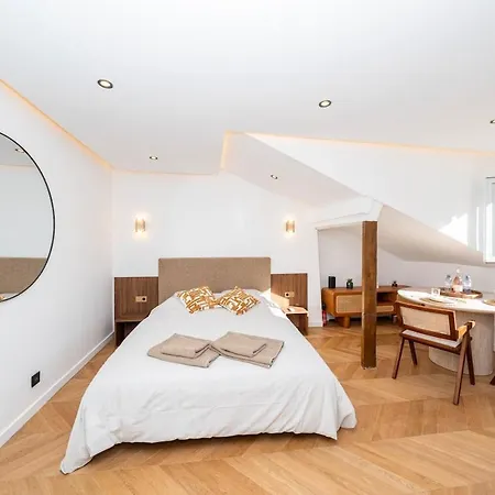 Beautiful 1 Min Palais Festival Apartment Cannes