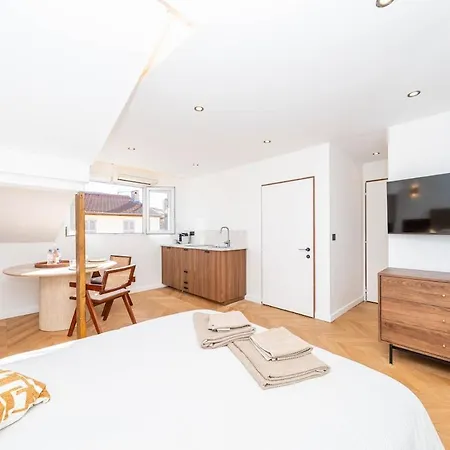 Apartment Beautiful 1 Min Palais Festival Cannes