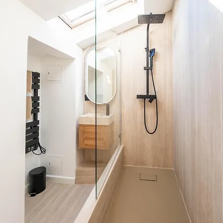 Beautiful 1 Min Palais Festival Apartment Cannes